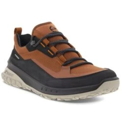 ECCO ULT-TRN M LOW WP BLACK/COGNAC 23 -Outdoor Camping Store 9 128462 824254 51866 03