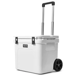 YETI ROADIE 60 WHITE 23 11 YETI ROADIE 60 WHITE 23 -Outdoor Camping Store 9 129618 roadie 60 white sku 0122 whi 04