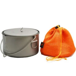 TOAKS TITANIUM 2000ML POT WITH BAIL HANDLE 23 -Outdoor Camping Store 9 93149 pot 2000 bh 06